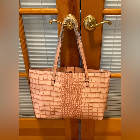 NWT!! De Vesi Pink Tote Retail $200!!! - Picture 2 of 8